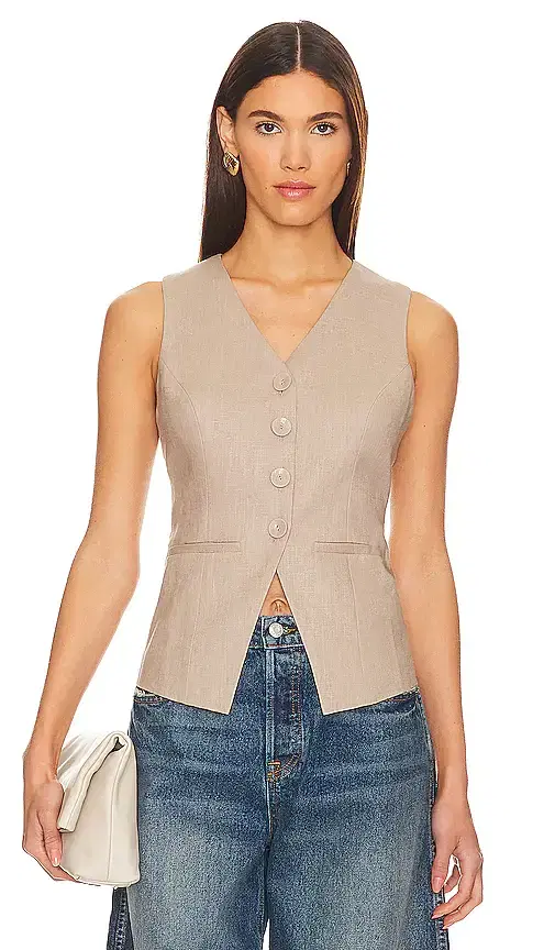 Silvie Vest