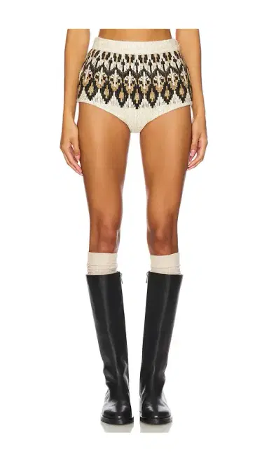 Steve Madden Mariella Hot Short | Thumbnail 1