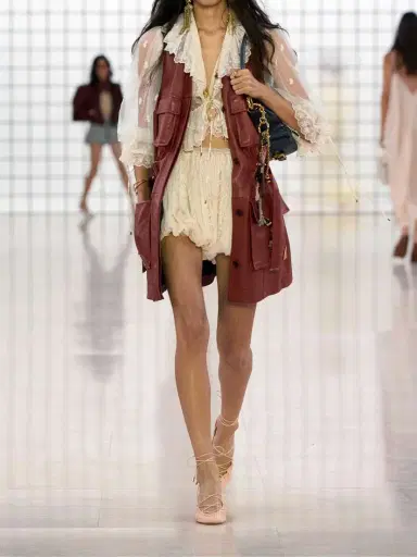 Chloé Gathered Silk-crepon And Cotton-blend Lace Shorts | Thumbnail 5