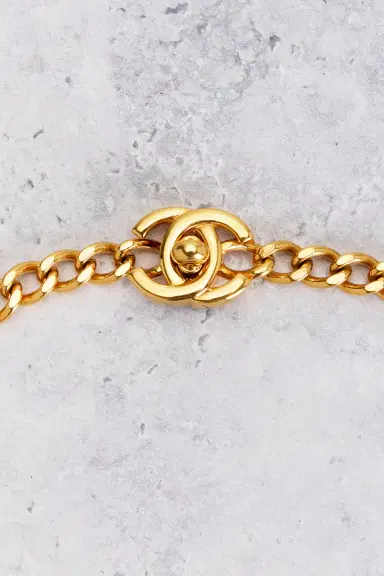 chanel Chanel 1997 CC Turnlock Necklace | Thumbnail 4