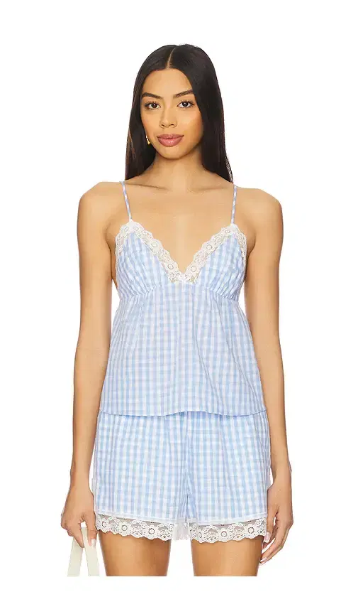 NIA Kendra Top