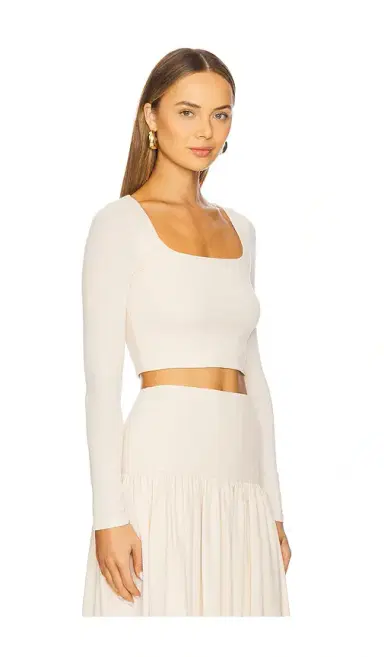 Elodie the Label Cleo Cropped Knit Top | Thumbnail 2
