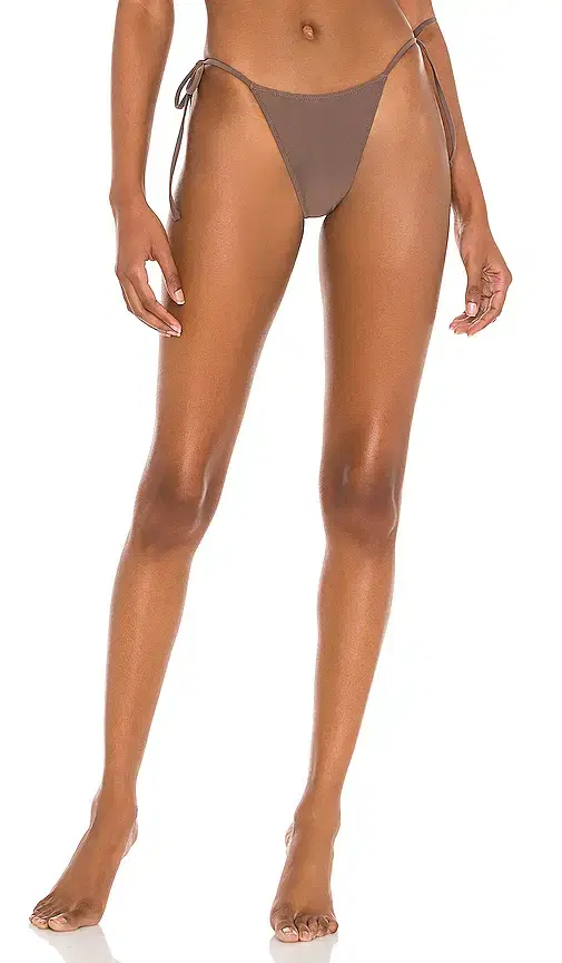 Tropic of C Praia Bikini Bottom
