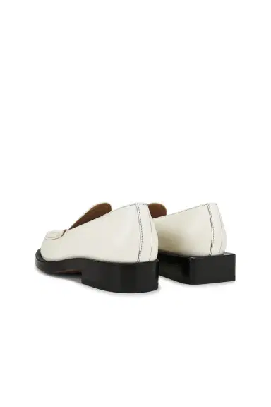Jacquemus Les Mocassins | Thumbnail 3 Jacquemus Les Mocassins | Thumbnail 3