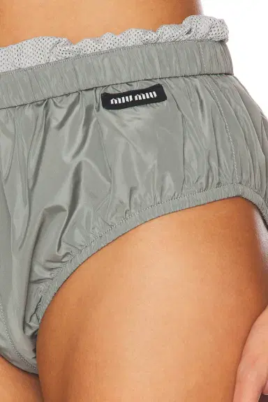 Miu Miu Hot Short | Thumbnail 6