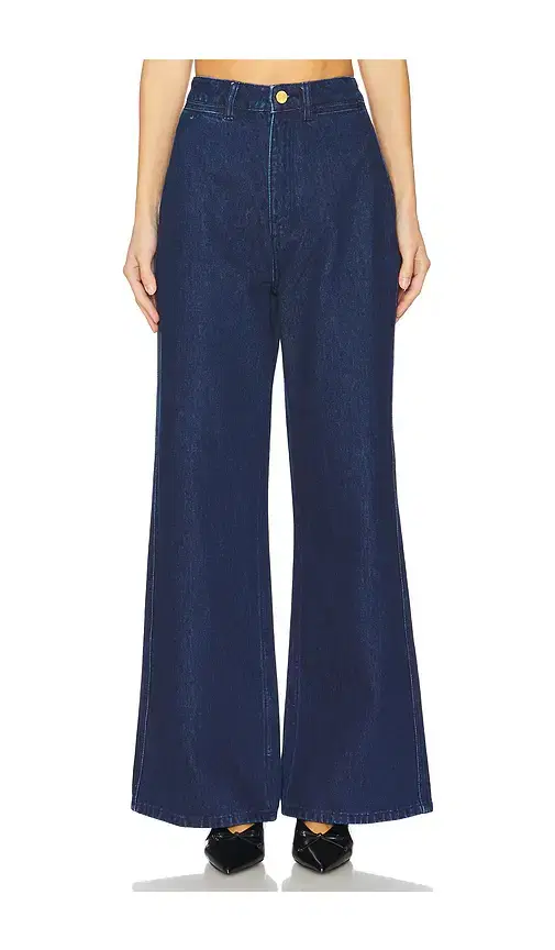 Studio Flare Jeans