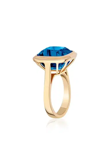 GOSHWARA London Blue Topaz Manhattan Ring | Thumbnail 5 GOSHWARA London Blue Topaz Manhattan Ring | Thumbnail 5