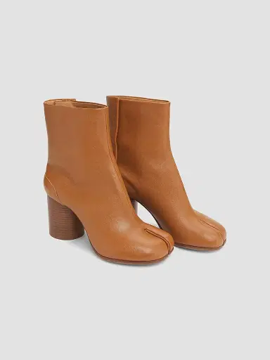 Maison Margiela Women's Tabi Leather Ankle Boots - Light Brown | Thumbnail 2