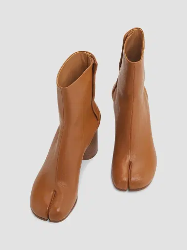 Maison Margiela Women's Tabi Leather Ankle Boots - Light Brown | Thumbnail 4