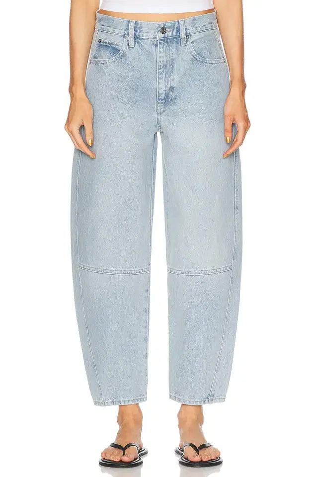 FRAME The Twisted Jeans