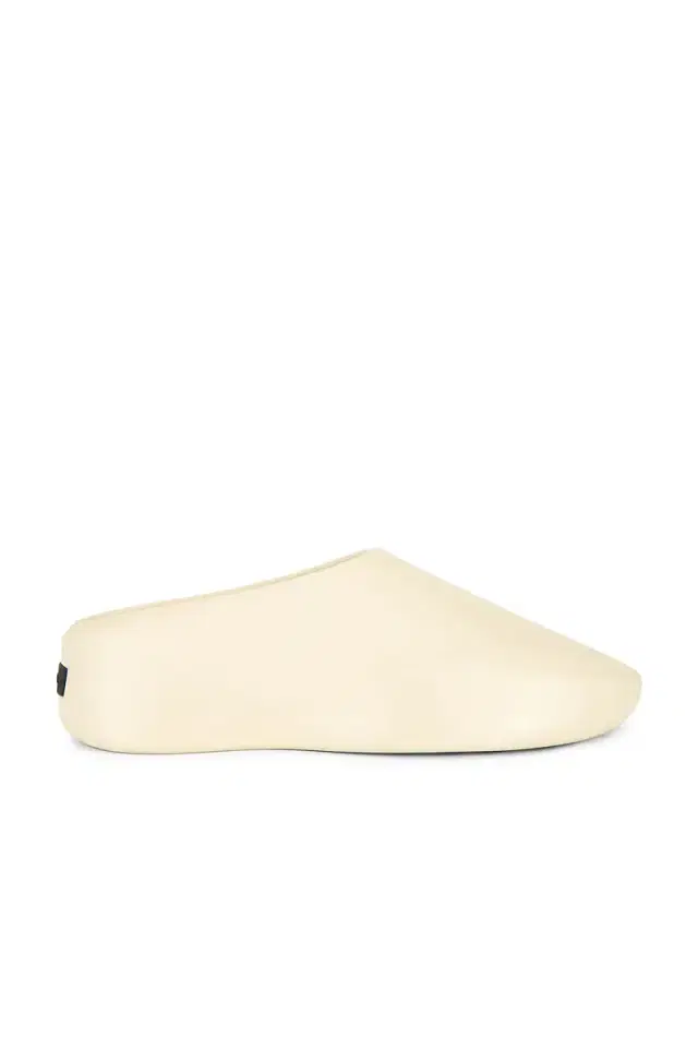 Eva Runner Slipper