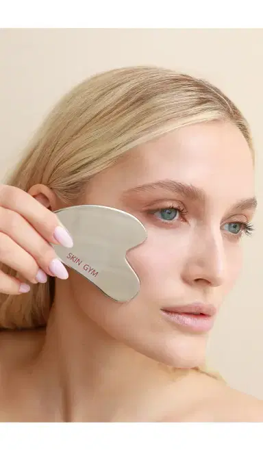 Skin Gym Cryo Stainless Steel Sculpty Heart Gua Sha Tool | Thumbnail 2