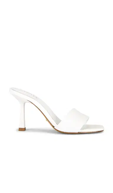 RAYE Ali Heel | Thumbnail 1 RAYE Ali Heel | Thumbnail 1
