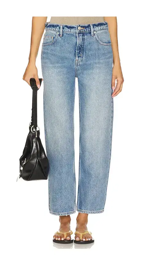 Good Standard Straight Jeans