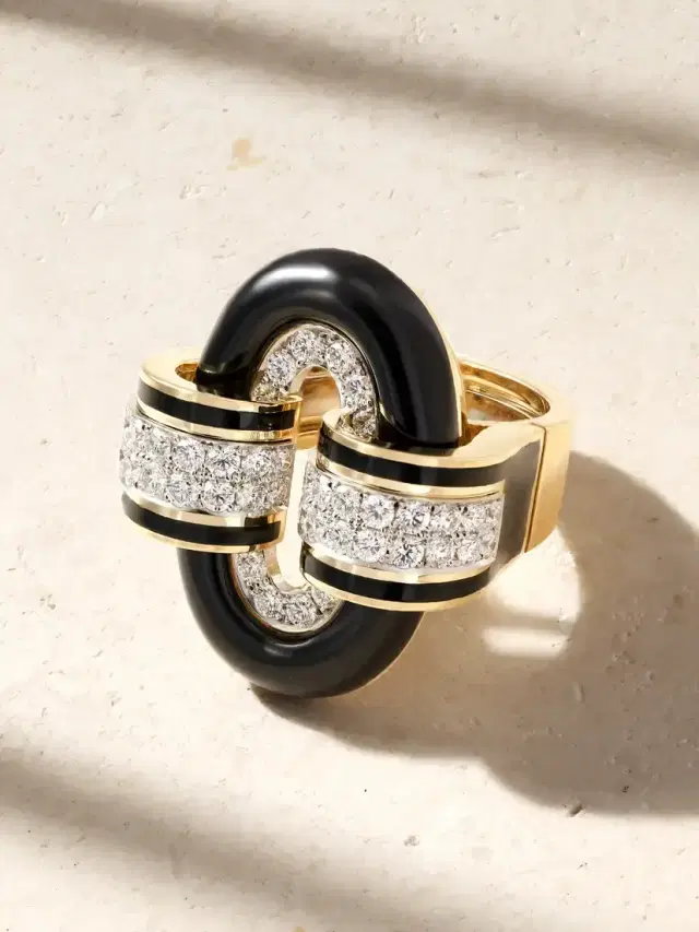 Small Oval Buckle 18-karat Gold, Platinum, Onyx, Diamond And Enamel Ring