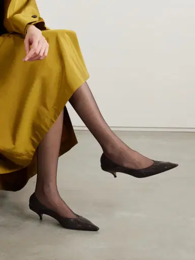 The Row Uxor Leather Pumps | Thumbnail 2 The Row Uxor Leather Pumps | Thumbnail 2