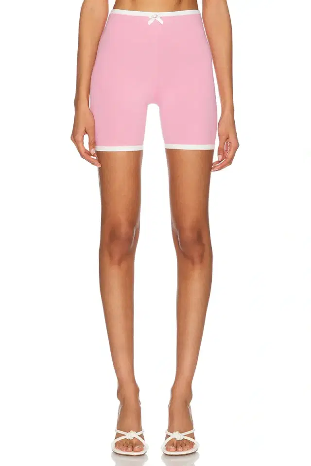 Rowen Rose Short