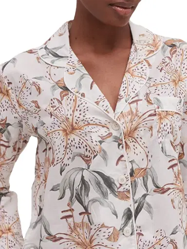 Desmond & Dempsey Women's Lilium Cream Cotton Pajamas | Thumbnail 5