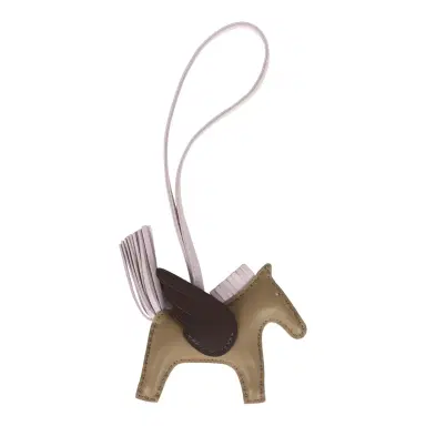 HERMÈS Hermes Pegasus Rodeo Bag Charm PM Beige Marfa, Mauve Pale, Moka Milo Lambskin | Thumbnail 2