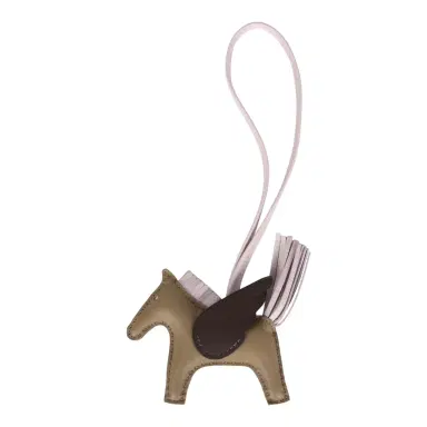 HERMÈS Hermes Pegasus Rodeo Bag Charm PM Beige Marfa, Mauve Pale, Moka Milo Lambskin | Thumbnail 1