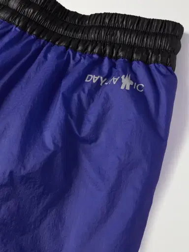 Moncler Grenoble Tapered Ripstop Sweatpants - Men | Thumbnail 5 Moncler Grenoble Tapered Ripstop Sweatpants - Men | Thumbnail 5