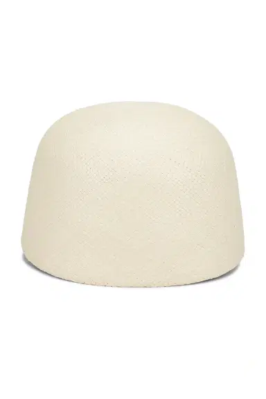 Valentino Garavani V Logo Signature Baseball Hat | Thumbnail 3 Valentino Garavani V Logo Signature Baseball Hat | Thumbnail 3