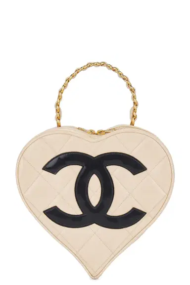 Chanel Chanel 1994 Patent Heart Vanity Bag | Thumbnail 1