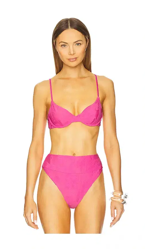 BEACH RIOT Camilla Bikini Top