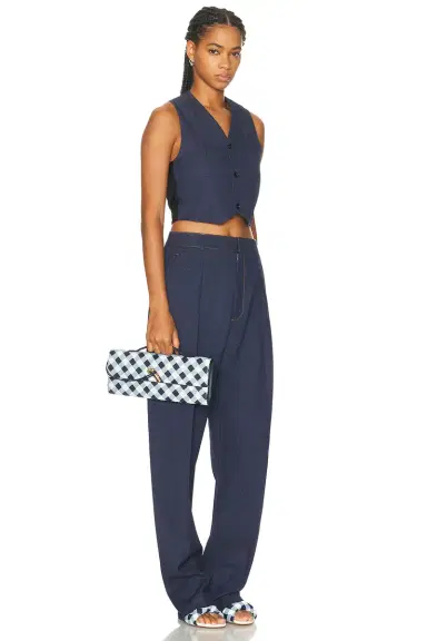 Bottega Veneta Andiamo Clutch | Thumbnail 2