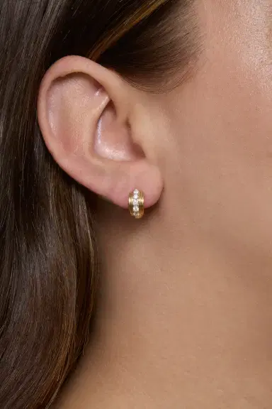 STONE AND STRAND Dainty Boulevard Huggie Earrings | Thumbnail 5