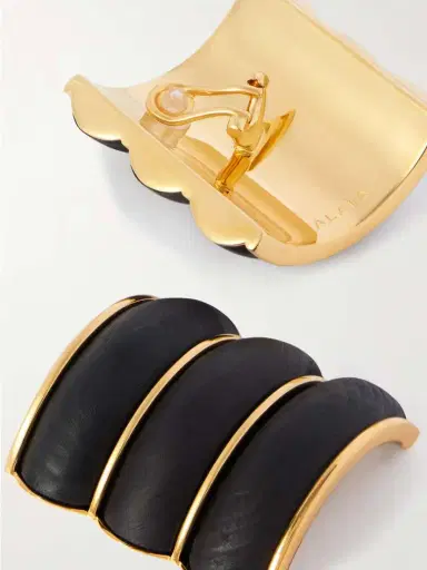 Alaïa Bumper Gold-tone Wood Clip Earrings | Thumbnail 3
