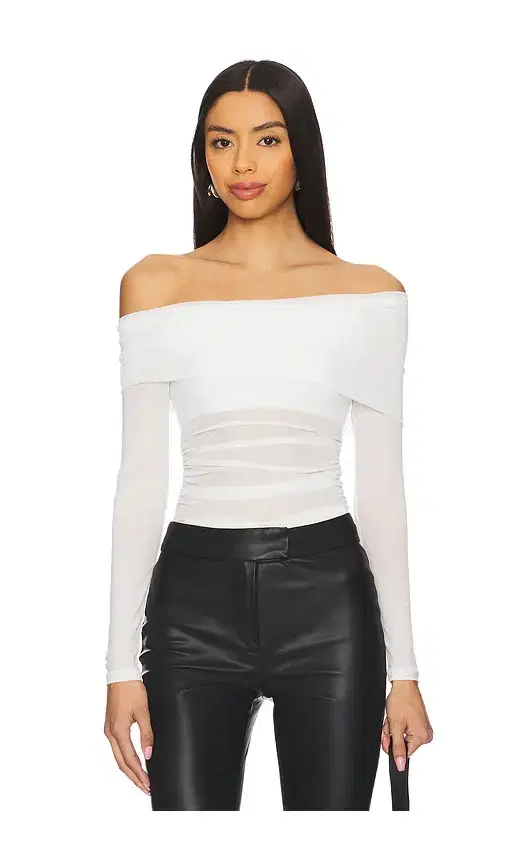 superdown Kami Off Shoulder Top