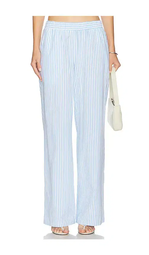 MORE TO COME Etta Pant