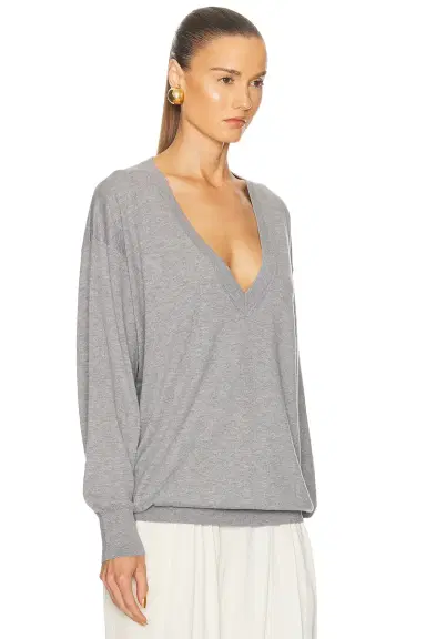 Helsa Quintana Oversized V Neck Sweater | Thumbnail 4
