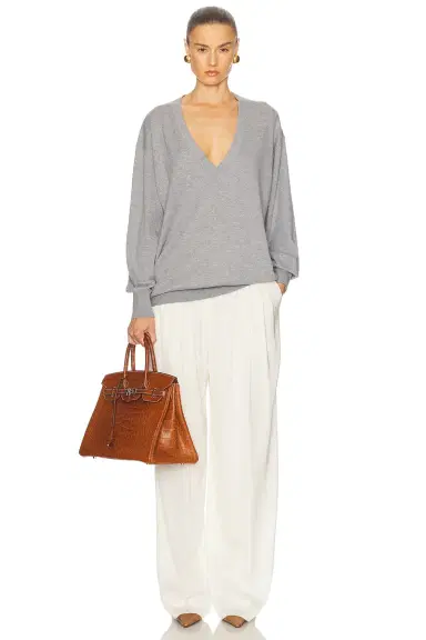 Helsa Quintana Oversized V Neck Sweater | Thumbnail 6