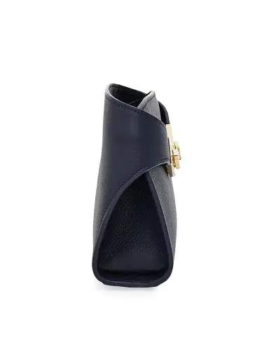 Ferragamo Women's Hug Leather Crossbody Bag | Thumbnail 4