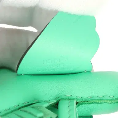 HERMÈS Hermes Pegase Rodeo Bag Charm PM Vert Comics Milo Lambskin | Thumbnail 3 HERMÈS Hermes Pegase Rodeo Bag Charm PM Vert Comics Milo Lambskin | Thumbnail 3