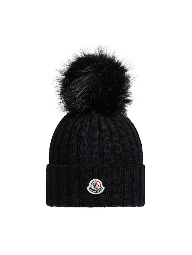 Moncler Women's Beanie in Wool - Pink