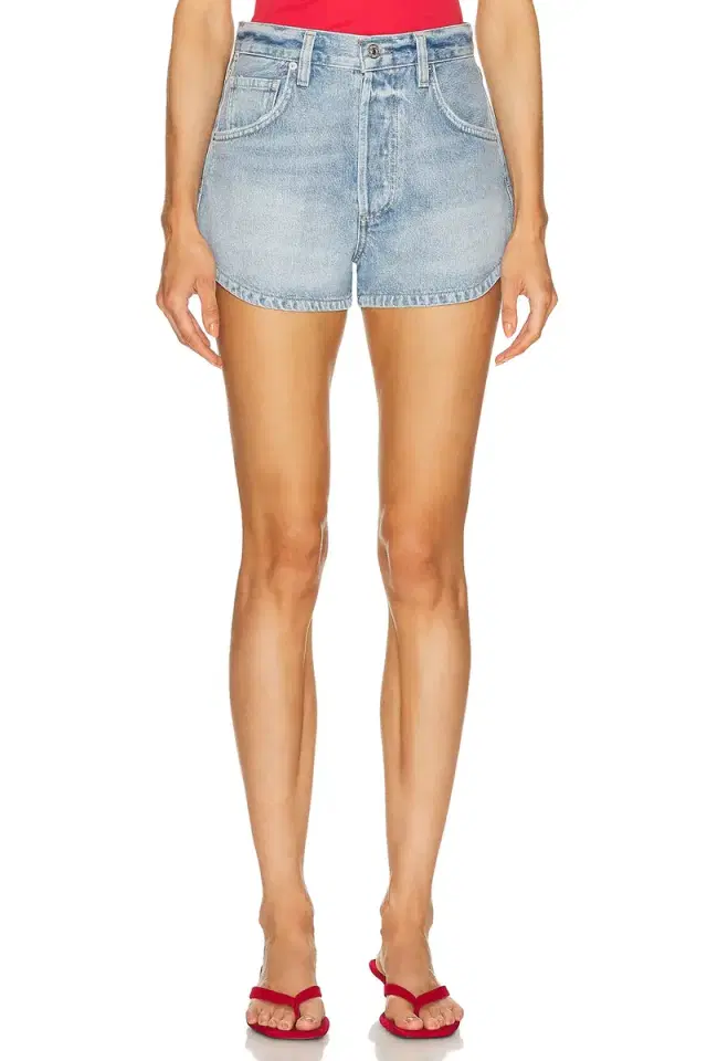 Abita Curved Hem Short