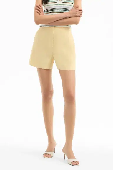 Veronica Beard Brit Short | Thumbnail 4