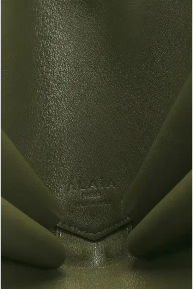 Alaïa Le Coeur Bag | Thumbnail 6 Alaïa Le Coeur Bag | Thumbnail 6