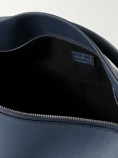 Loewe Puzzle Edge Large Logo-Debossed Leather Messenger Bag - Men | Thumbnail 5