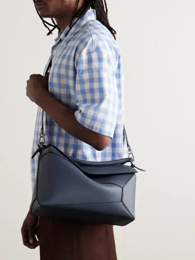 Loewe Puzzle Edge Large Logo-Debossed Leather Messenger Bag - Men | Thumbnail 6