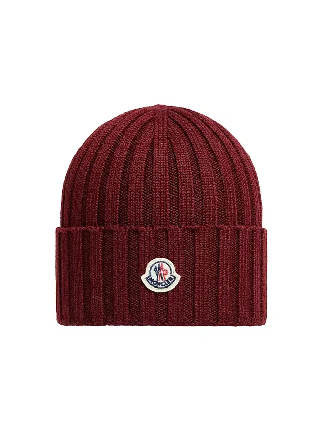 Moncler Women's Wool Ribbed Knit Logo Beanie - Burgundy
