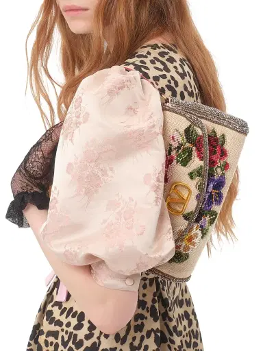 Valentino Garavani Women's Vain Soft Embroidered Small Shoulder Bag | Thumbnail 7