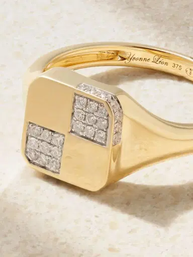 Yvonne Léon 9-karat Gold Diamond Signet Ring | Thumbnail 4