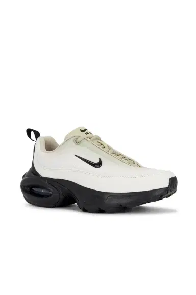 Nike W Air Max Portal Sneaker | Thumbnail 2