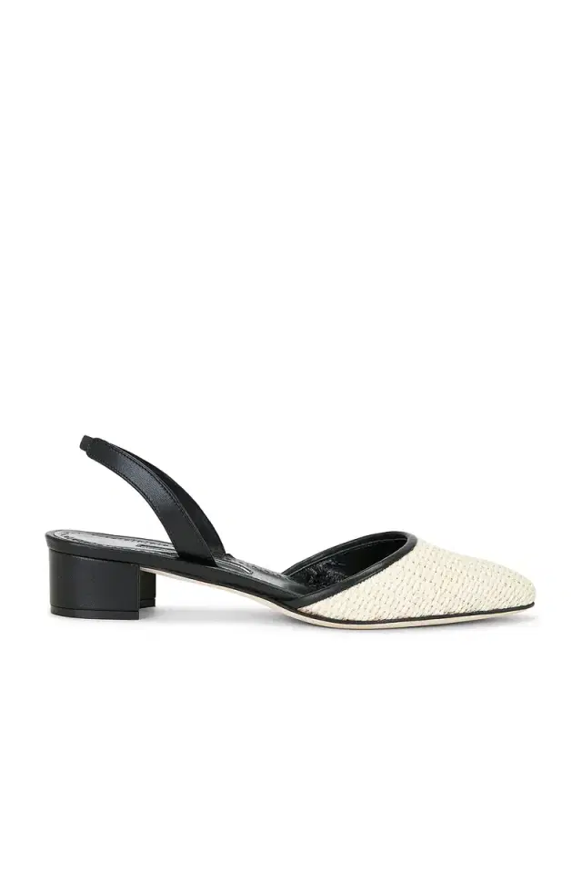 Manolo Blahnik Raffro 30 Pump