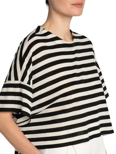Giorgio Armani Women's Striped Oversized T-Shirt | Thumbnail 6 Giorgio Armani Women's Striped Oversized T-Shirt | Thumbnail 6