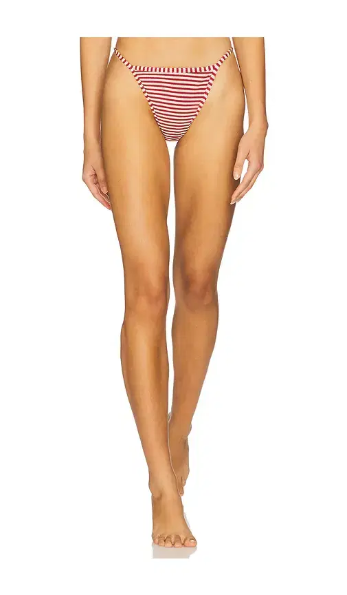 L'Academie Harlow Bottom